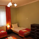 Hostel Biały Dom *