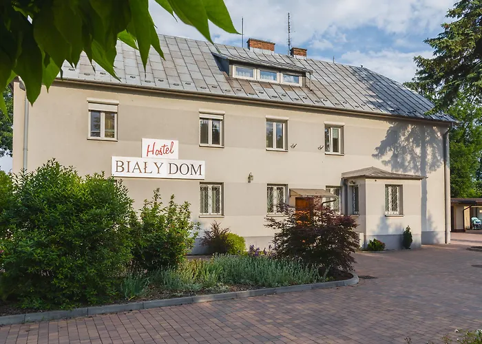 Biały Dom Hostel *